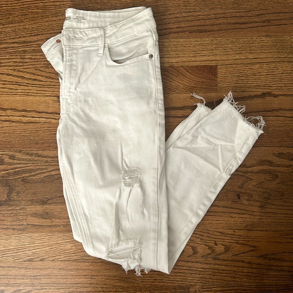 Old Navy white rockstar super skinny ankle mid rise